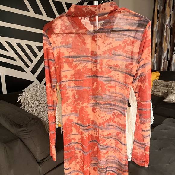 Multi-Color Sheer-like Dress - Picture 2 of 2